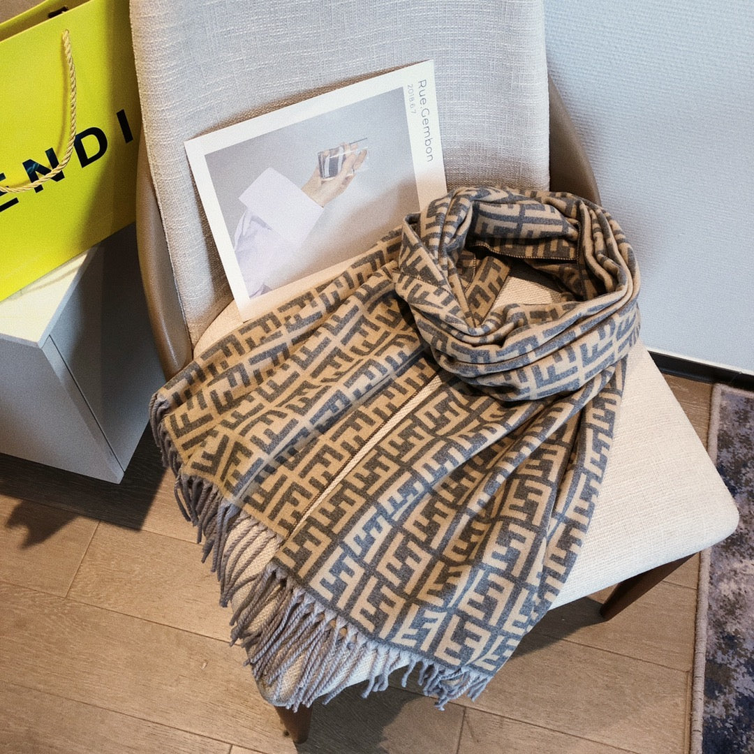 New Classic Versatile Double sided Old Flower Double F Letter Autumn and Winter Men's and Women's Shawl Men's and Women's Scarf with Box