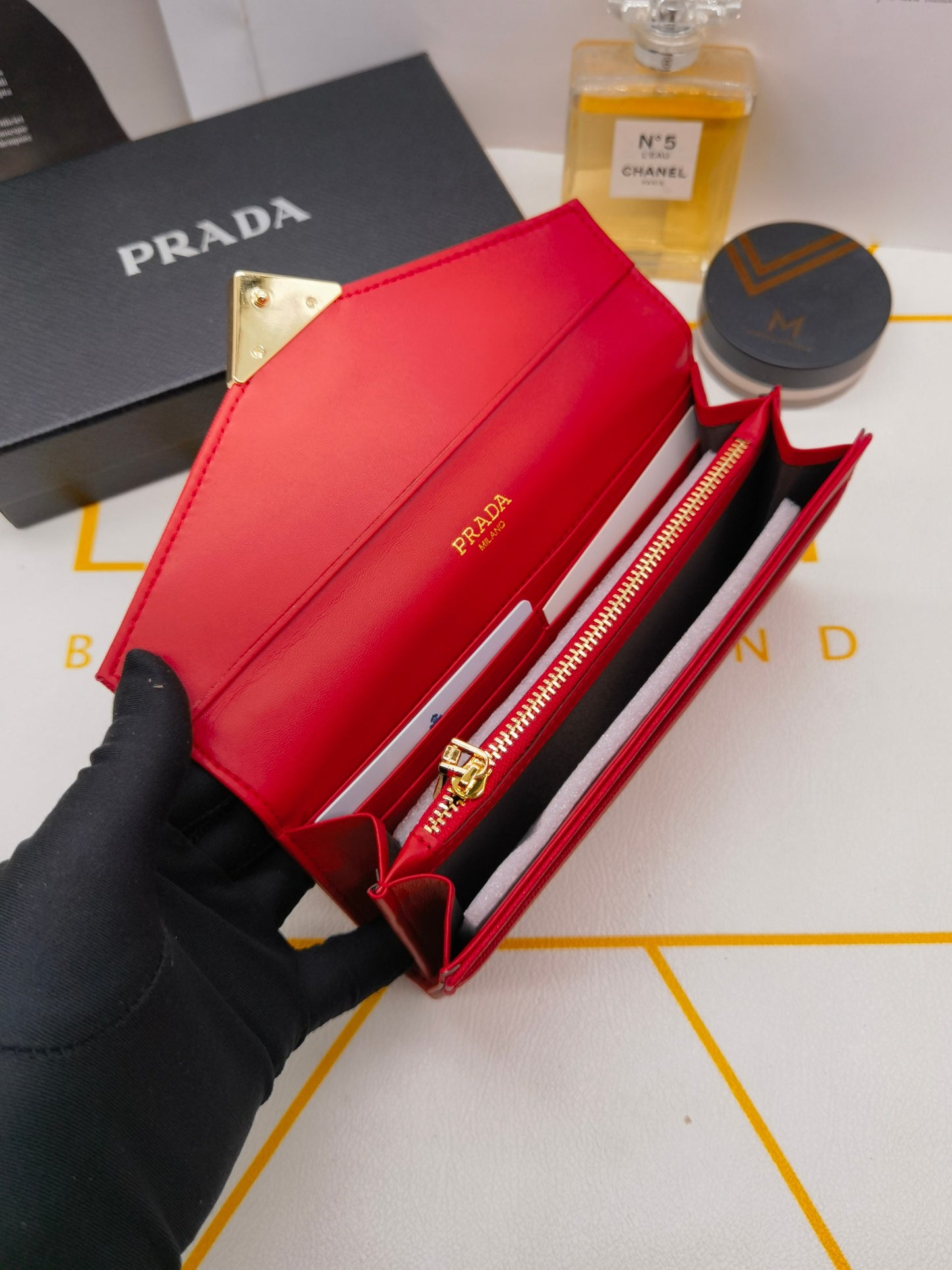 New Fashionable and Versatile Saffiano Light Luxury Women's Long Flip Card Large Capacity Wallet