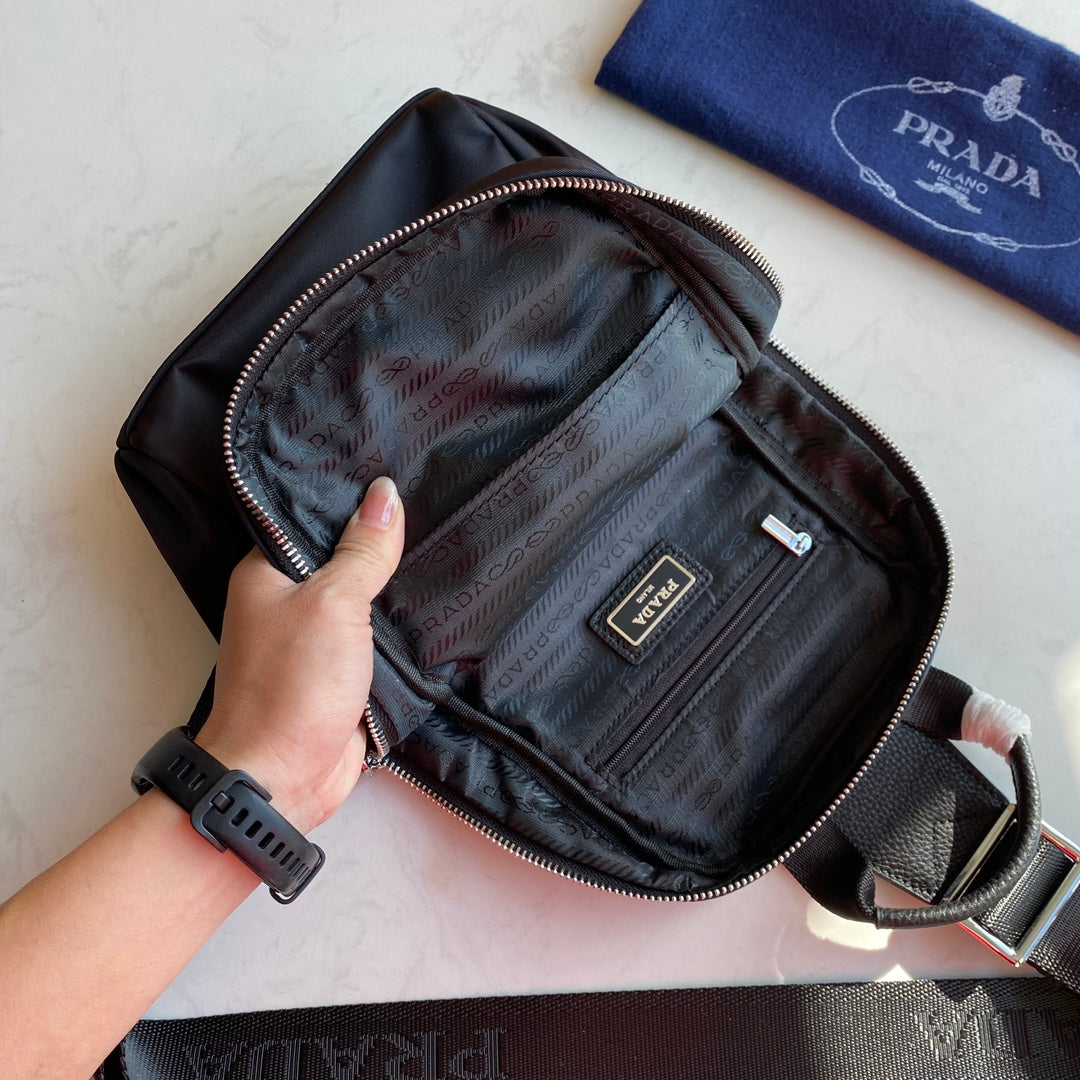 New fashion trend men's casual chest bag crossbody bag versatile single shoulder multifunctional backpack chest bag