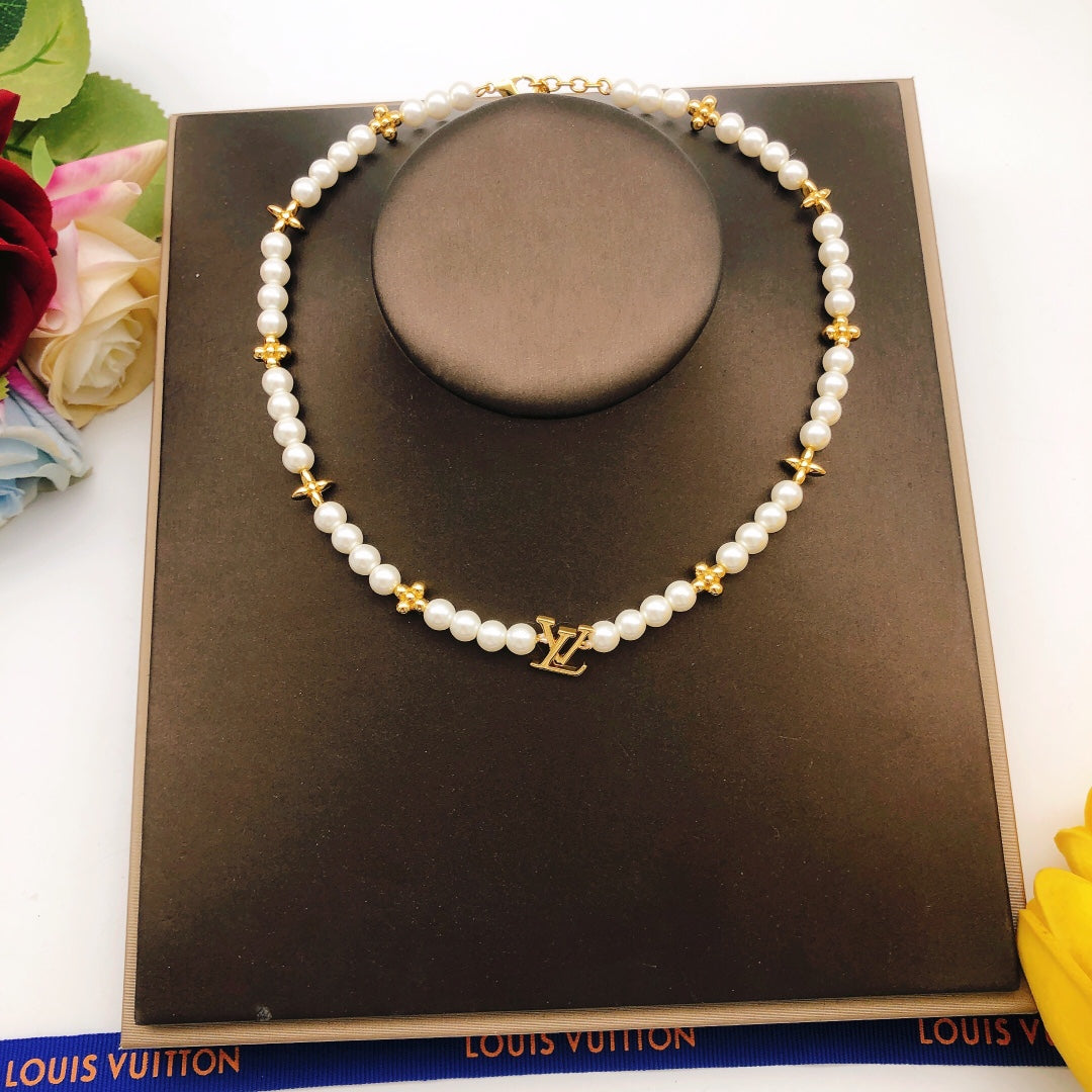 New Fashion Luxury Exquisite Women's Pearl Necklace