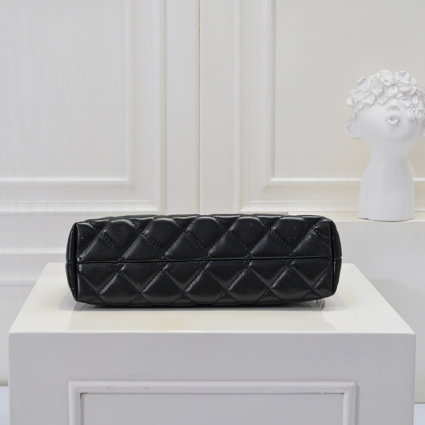New VOLTAIRE Underarm Bag Mini Half Moon Bag Saddle Bag Handheld Single Shoulder Women's Bag - Fashion Boutique