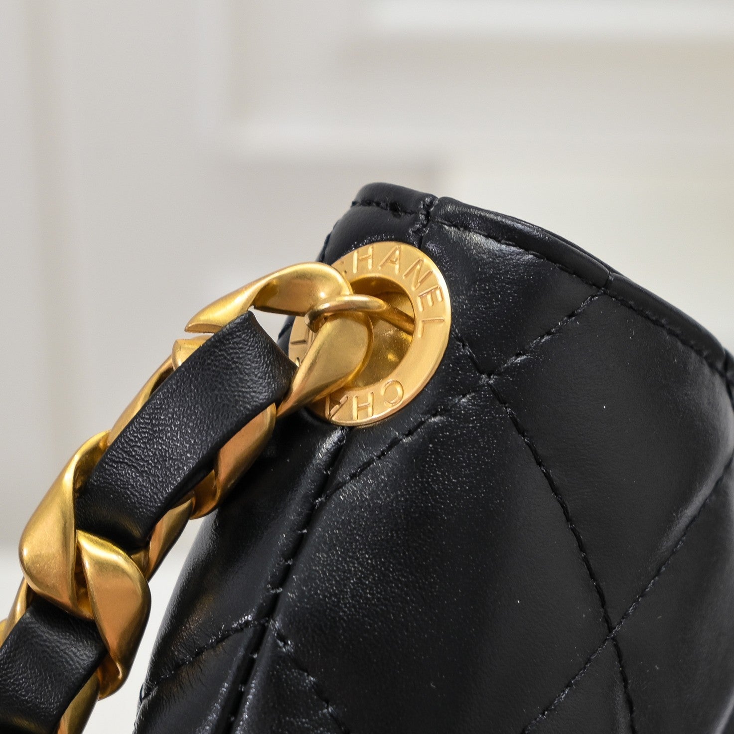 New VOLTAIRE Underarm Bag Mini Half Moon Bag Saddle Bag Handheld Single Shoulder Women's Bag - Fashion Boutique
