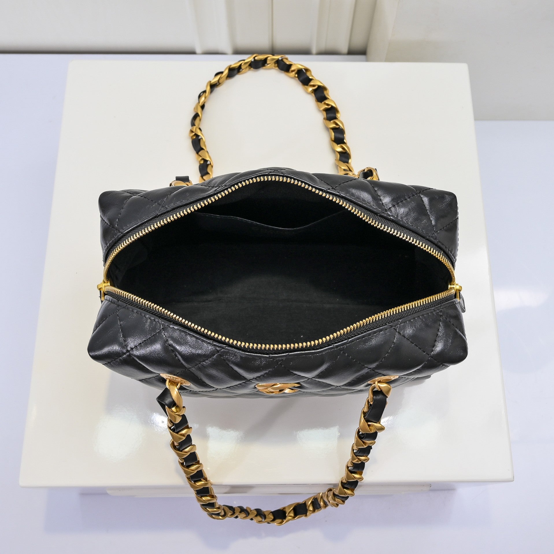 Diamond Embroidered Women's Bag New Lock Bowling Chain Shoulder Bag - Fashion Boutique