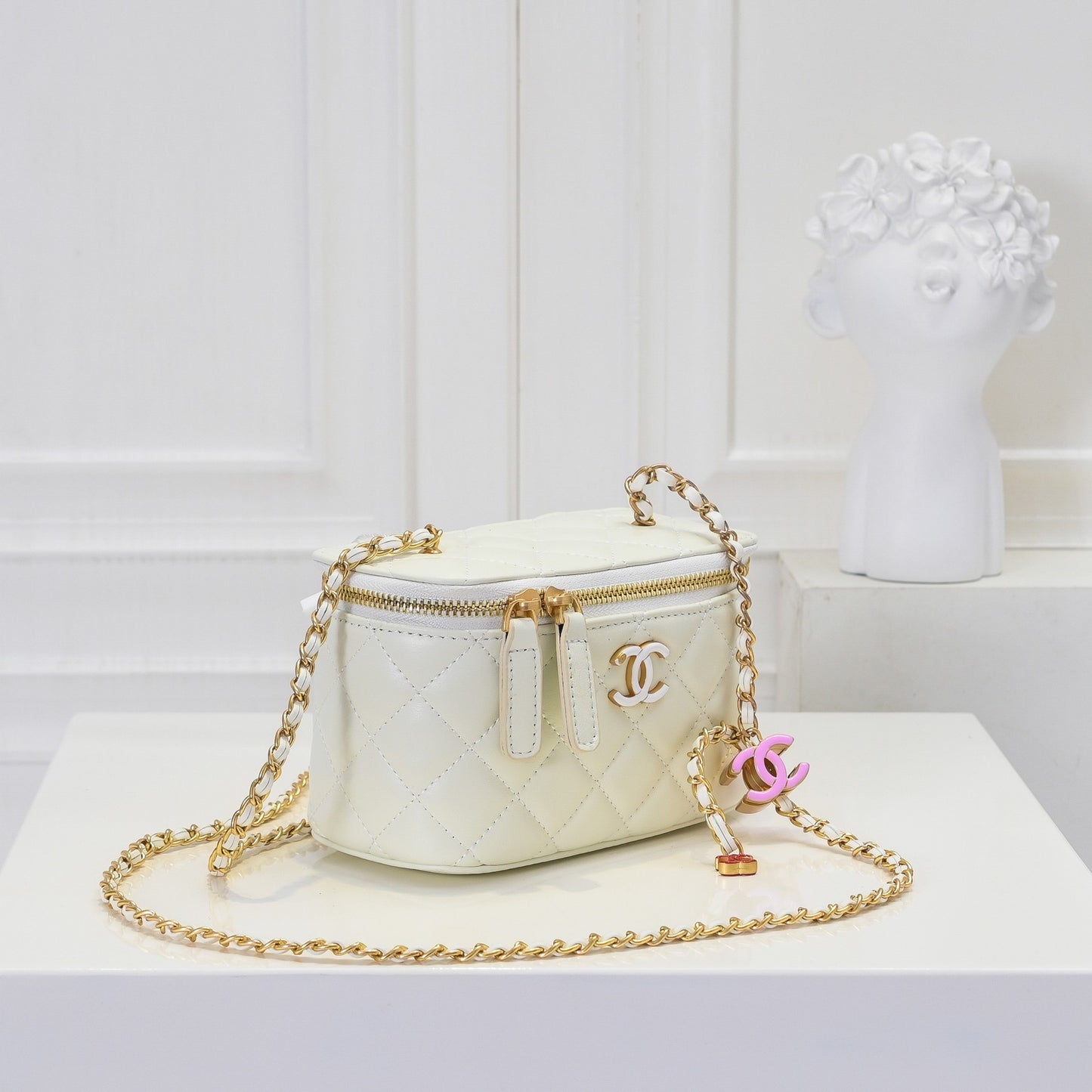 C ` H ` ANEL genuine leather women's bag diamond chain makeup bag lipstick crossbody women's bag - Fashion Boutique