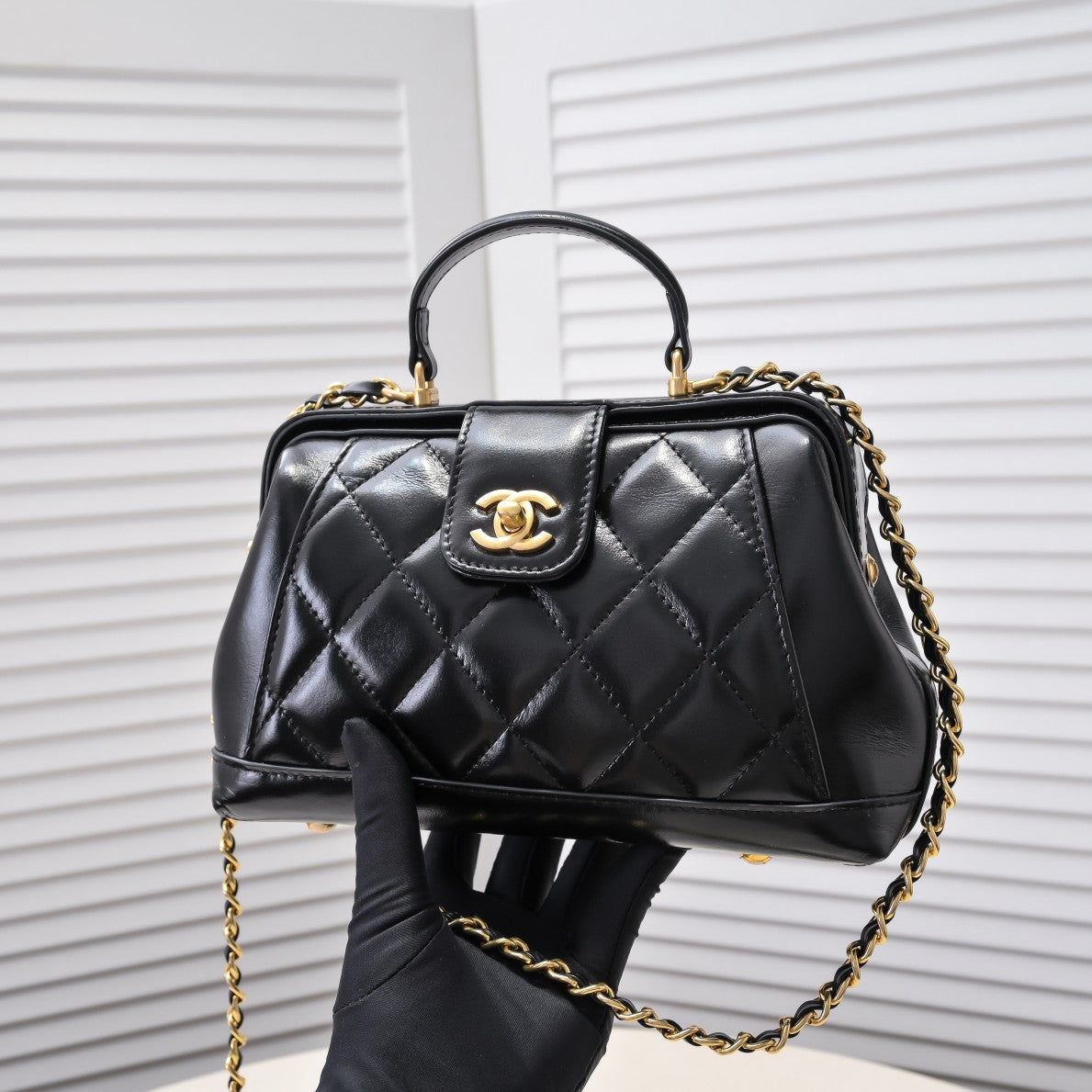 New Lingge Golden Ball Retro Metal Chain Lock Doctor's Bag Handheld Single Shoulder Cross Shoulder Women's Bag - Fashion Boutique