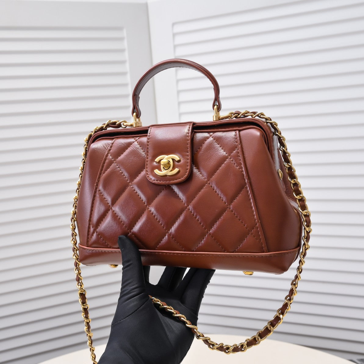 New Lingge Golden Ball Retro Metal Chain Lock Doctor's Bag Handheld Single Shoulder Cross Shoulder Women's Bag - Fashion Boutique