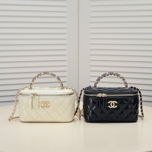New fashionable ins caviar diamond grid chain shoulder and crossbody women's makeup bag - Fashion Boutique