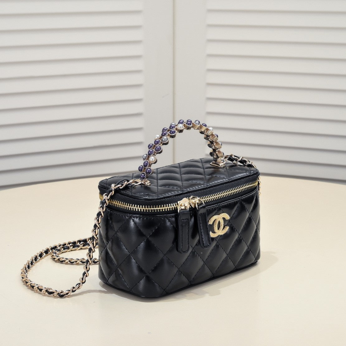 New fashionable ins caviar diamond grid chain shoulder and crossbody women's makeup bag - Fashion Boutique