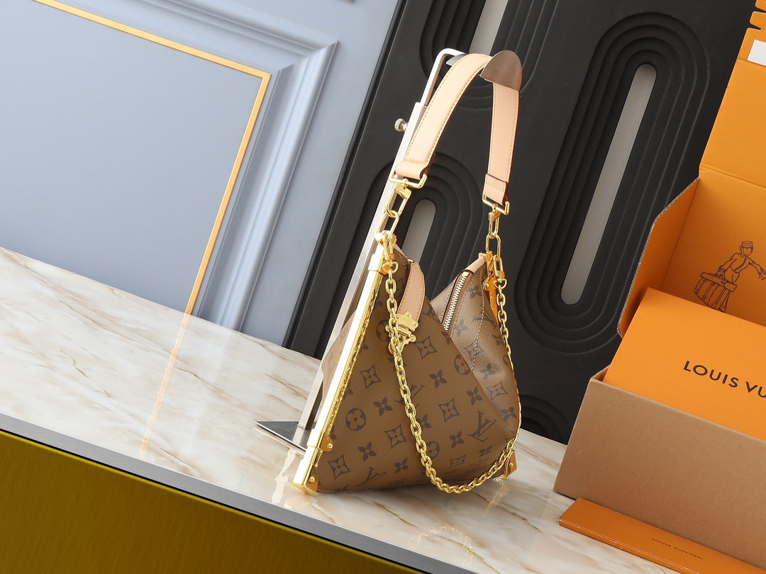 New Louis Vuitton Lucky Trunk Fashion Versatile Handbag with Old Flowers - Fashion Boutique