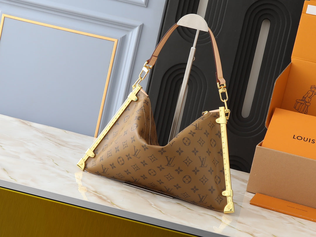 New Louis Vuitton Lucky Trunk Fashion Versatile Handbag with Old Flowers - Fashion Boutique