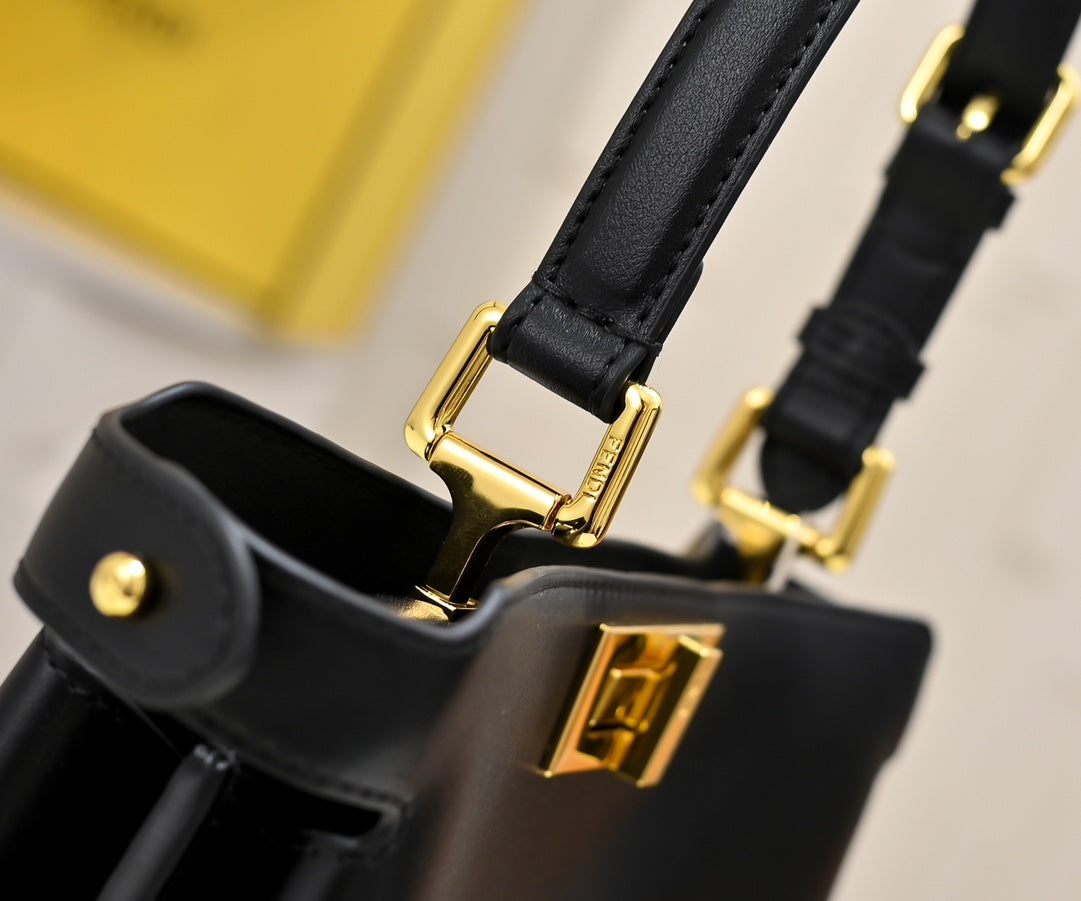 2024 New Autumn/Winter Peekaboo Kitten Bag Handheld Single Shoulder Crossover Fashion Women's Bag - Fashion Boutique