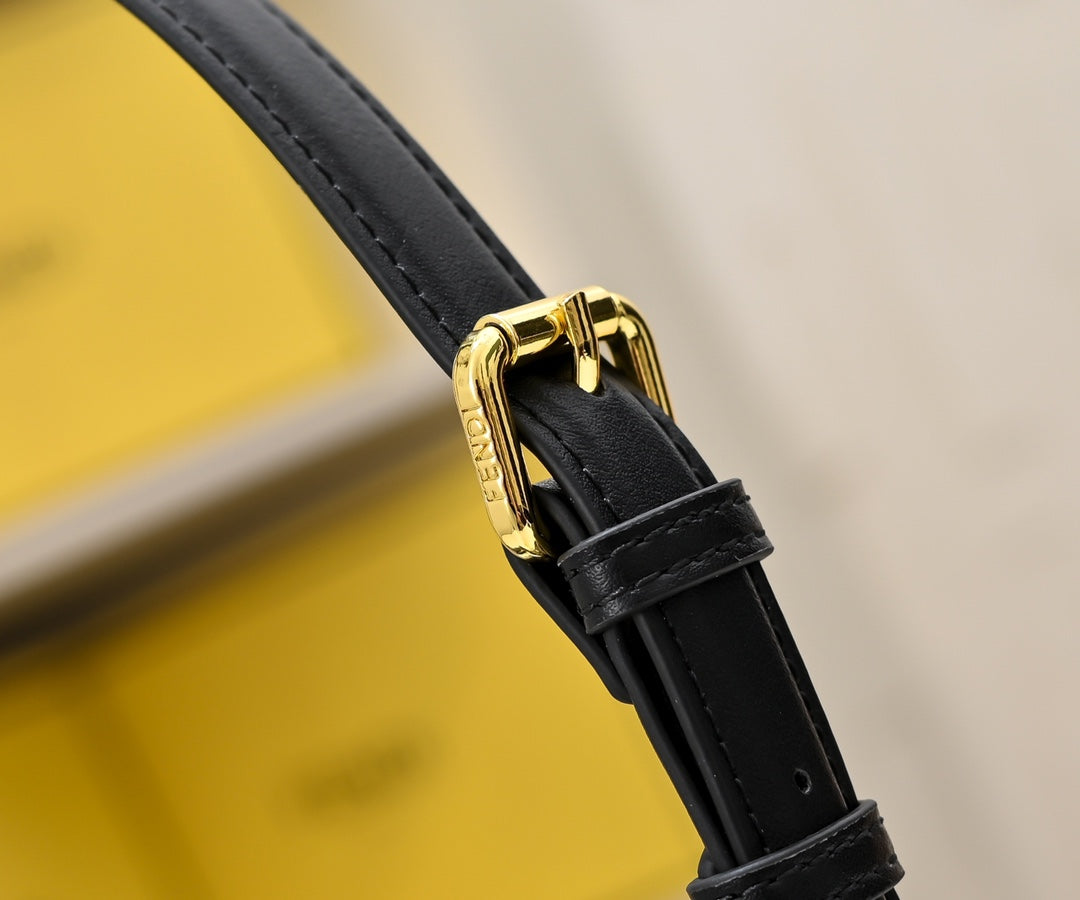 2024 New Autumn/Winter Peekaboo Kitten Bag Handheld Single Shoulder Crossover Fashion Women's Bag - Fashion Boutique