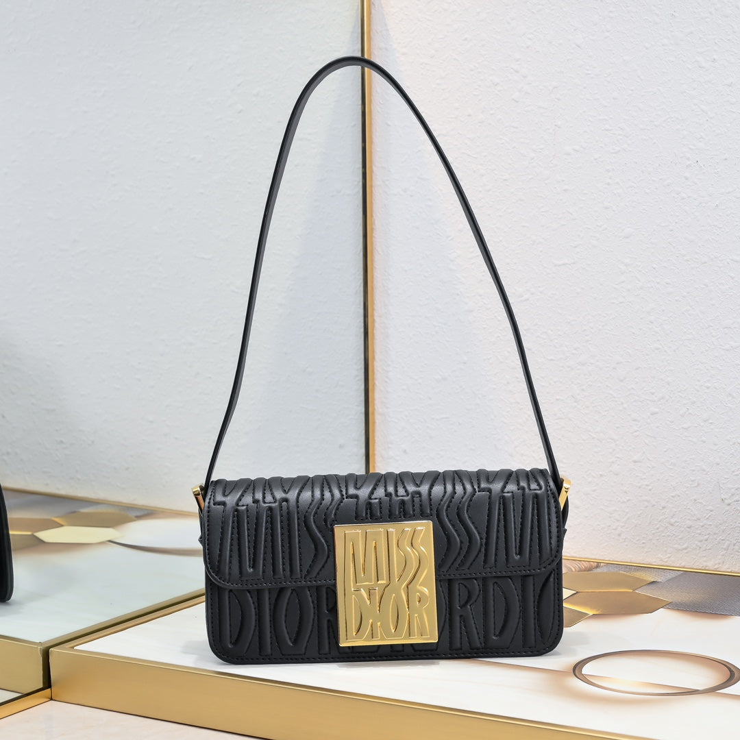 2024 New D Home Fashion Trend Miss Metal Plaque Flip Open Underarm Bag - Fashion Boutique