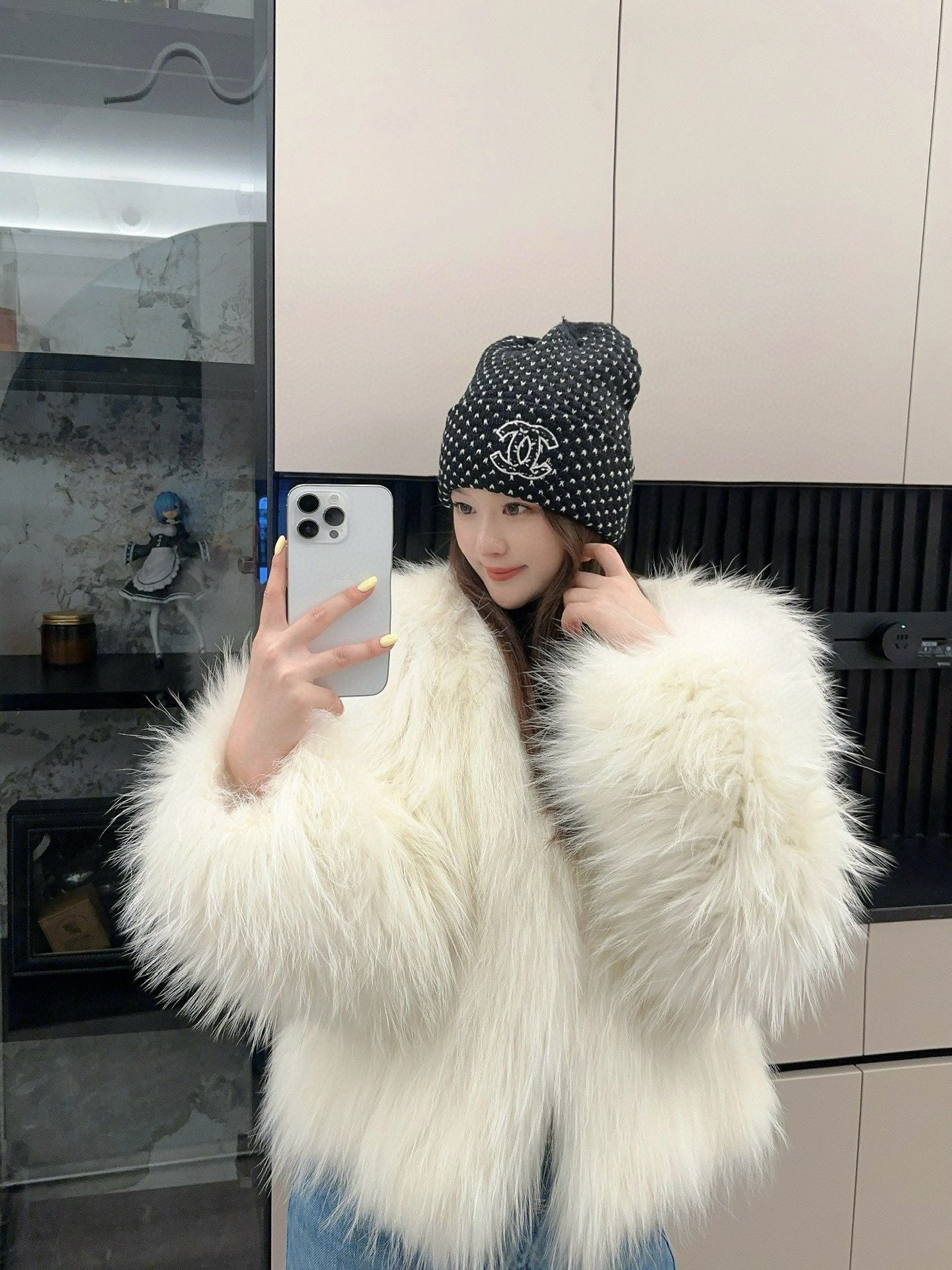 Autumn and winter new men's and women's cashmere knitted fragrant hood letter fashionable warm wool hat high-quality multifunctional hat - Fashion Boutique