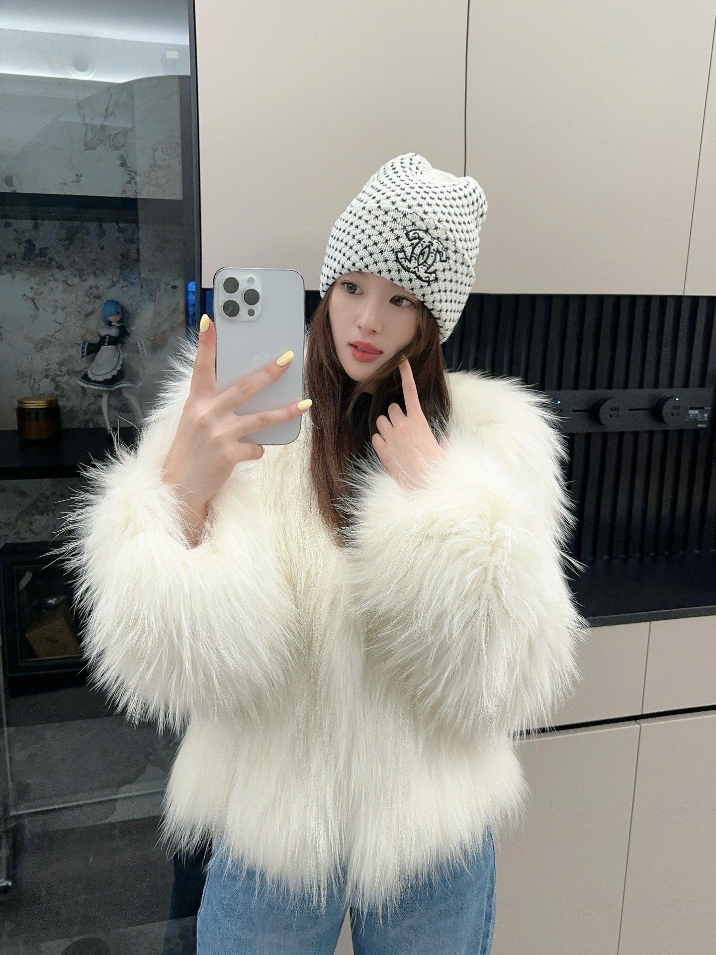 Autumn and winter new men's and women's cashmere knitted fragrant hood letter fashionable warm wool hat high-quality multifunctional hat - Fashion Boutique
