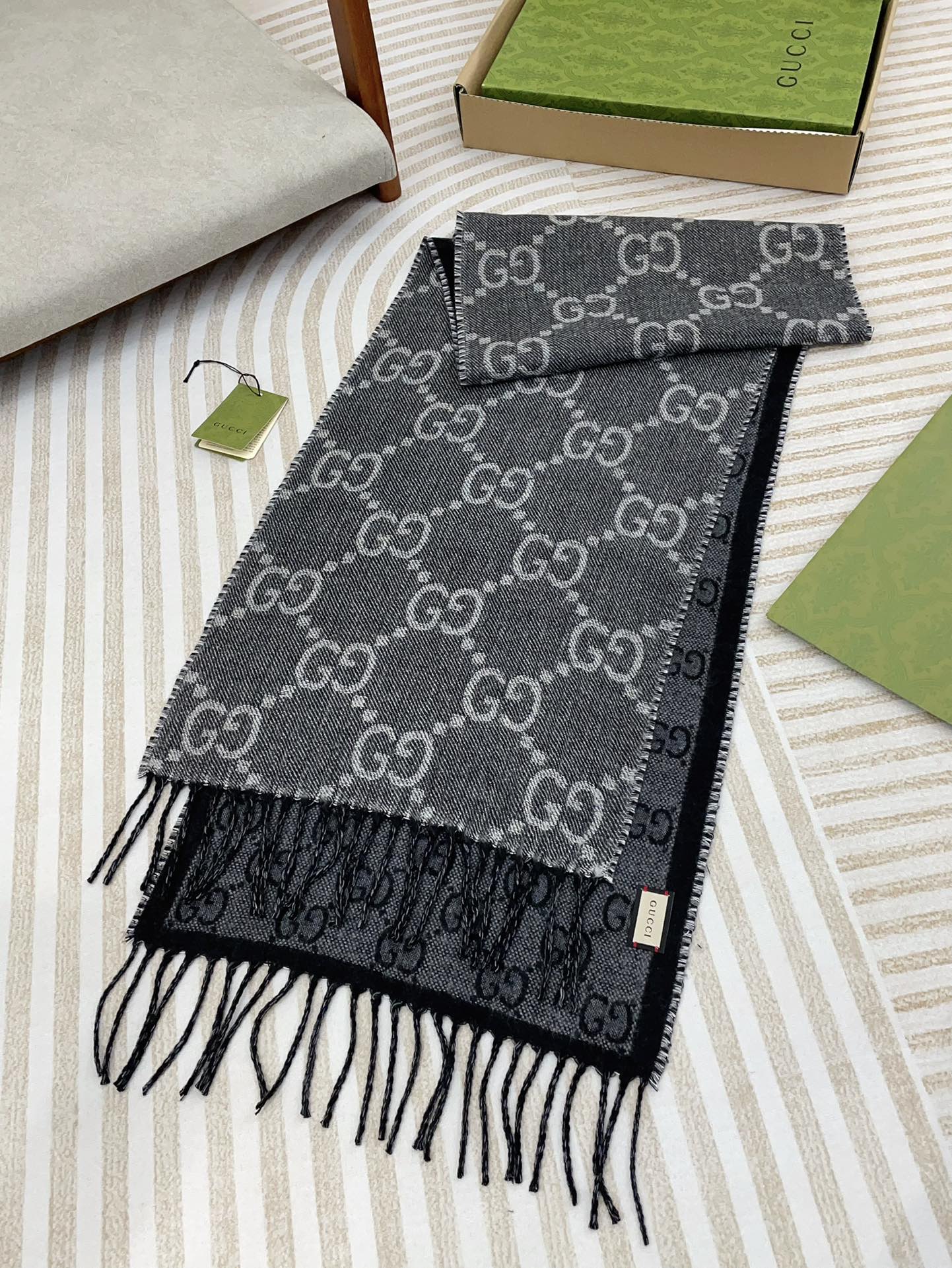 New Fashion Luxury Wool GG Jacquard Tassel Women's and Men's Knitted Double sided Scarf with Box