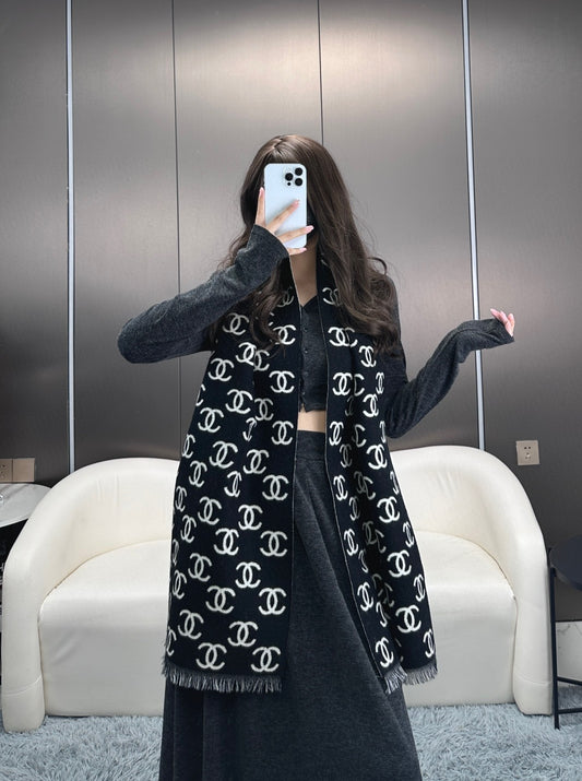 New trendy small fragrant style cashmere wool women's versatile thick scarf scarf, scarf, shawl dual-use with box