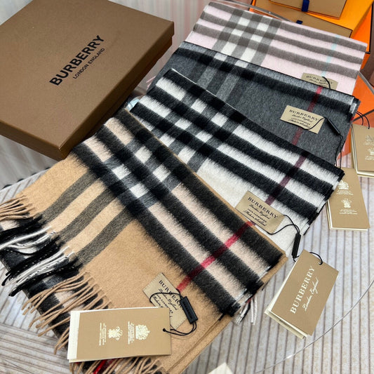 New light luxury versatile 24ss autumn and winter cashmere fringe plaid splicing men's and women's scarf with box