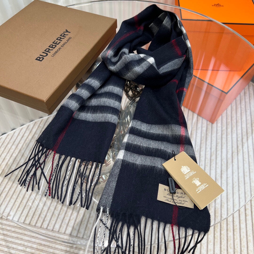 New light luxury versatile 24ss autumn and winter cashmere fringe plaid splicing men's and women's scarf with box