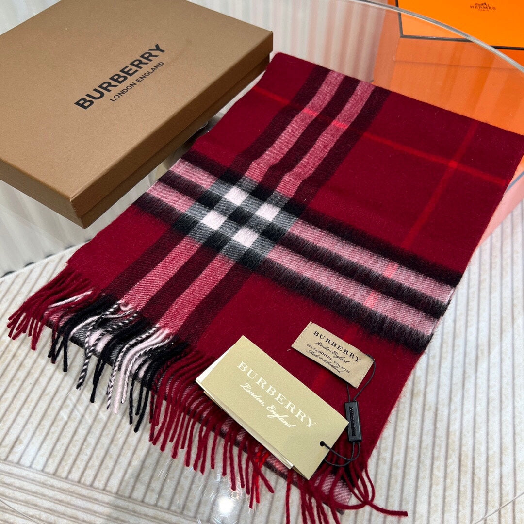 New light luxury versatile 24ss autumn and winter cashmere fringe plaid splicing men's and women's scarf with box