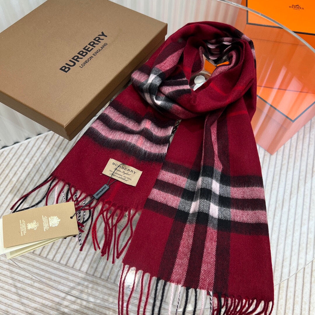 New light luxury versatile 24ss autumn and winter cashmere fringe plaid splicing men's and women's scarf with box