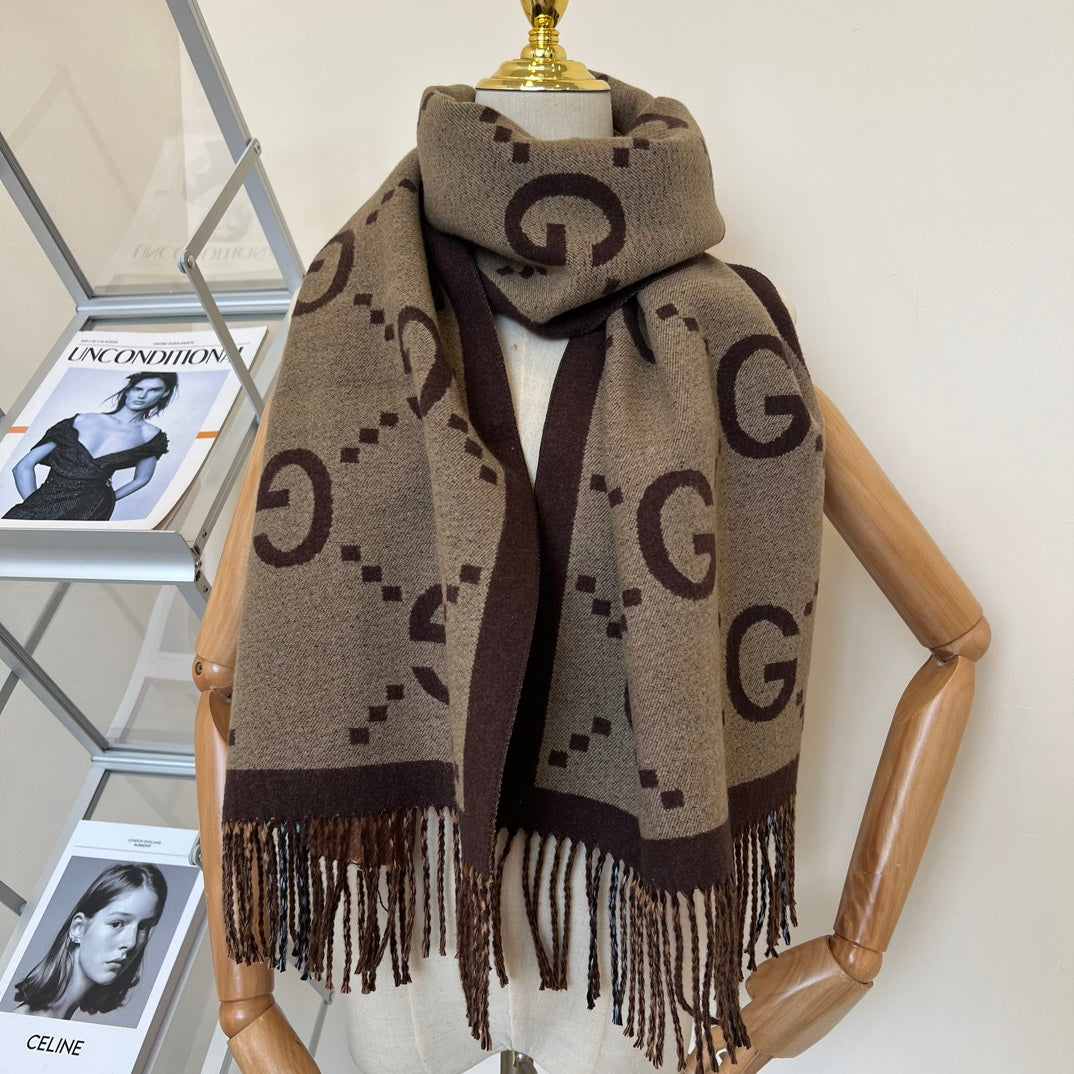 New women's autumn and winter double-sided versatile tassel high-end atmosphere shawl warm scarf with box