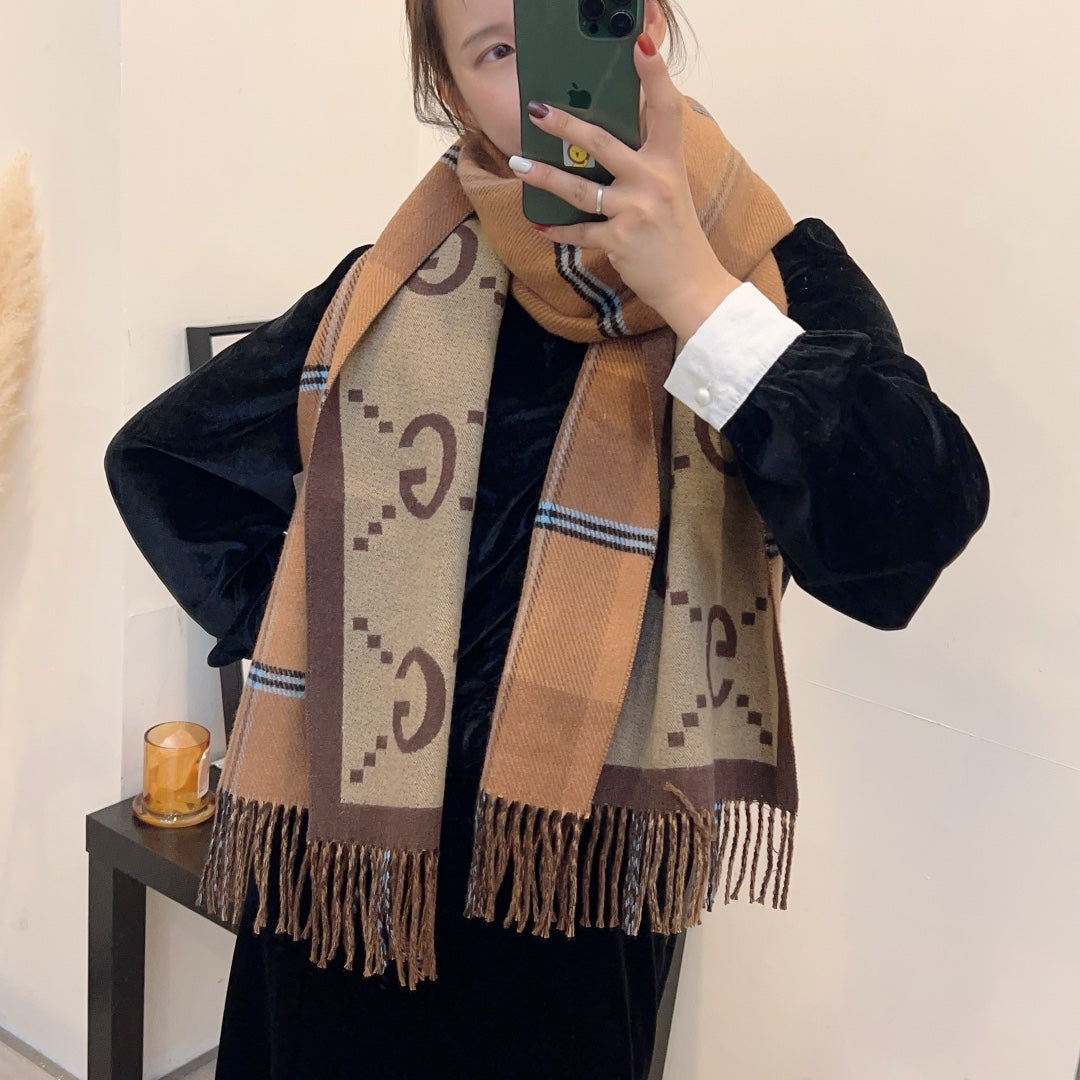 New women's autumn and winter double-sided versatile tassel high-end atmosphere shawl warm scarf with box