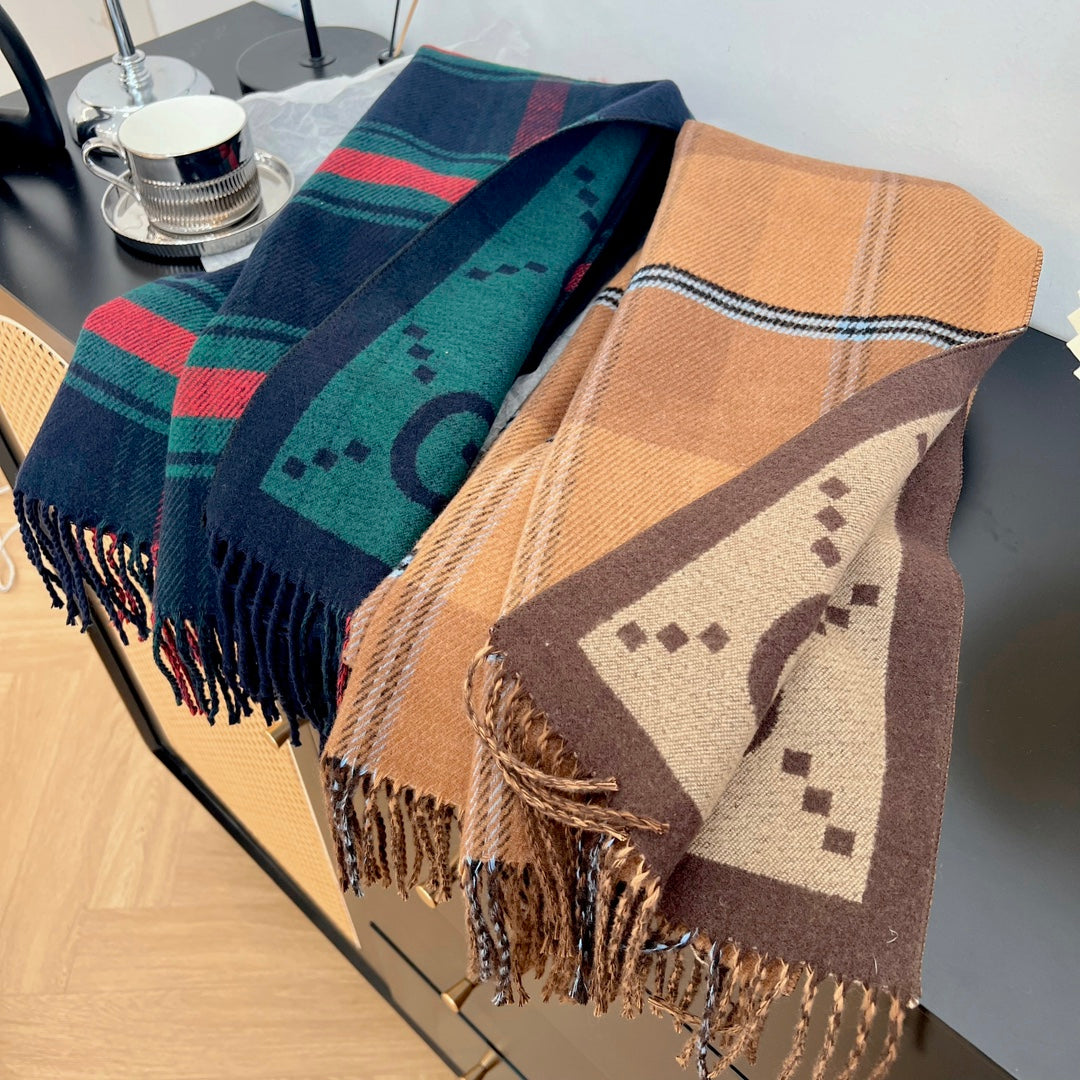 New women's autumn and winter double-sided versatile tassel high-end atmosphere shawl warm scarf with box