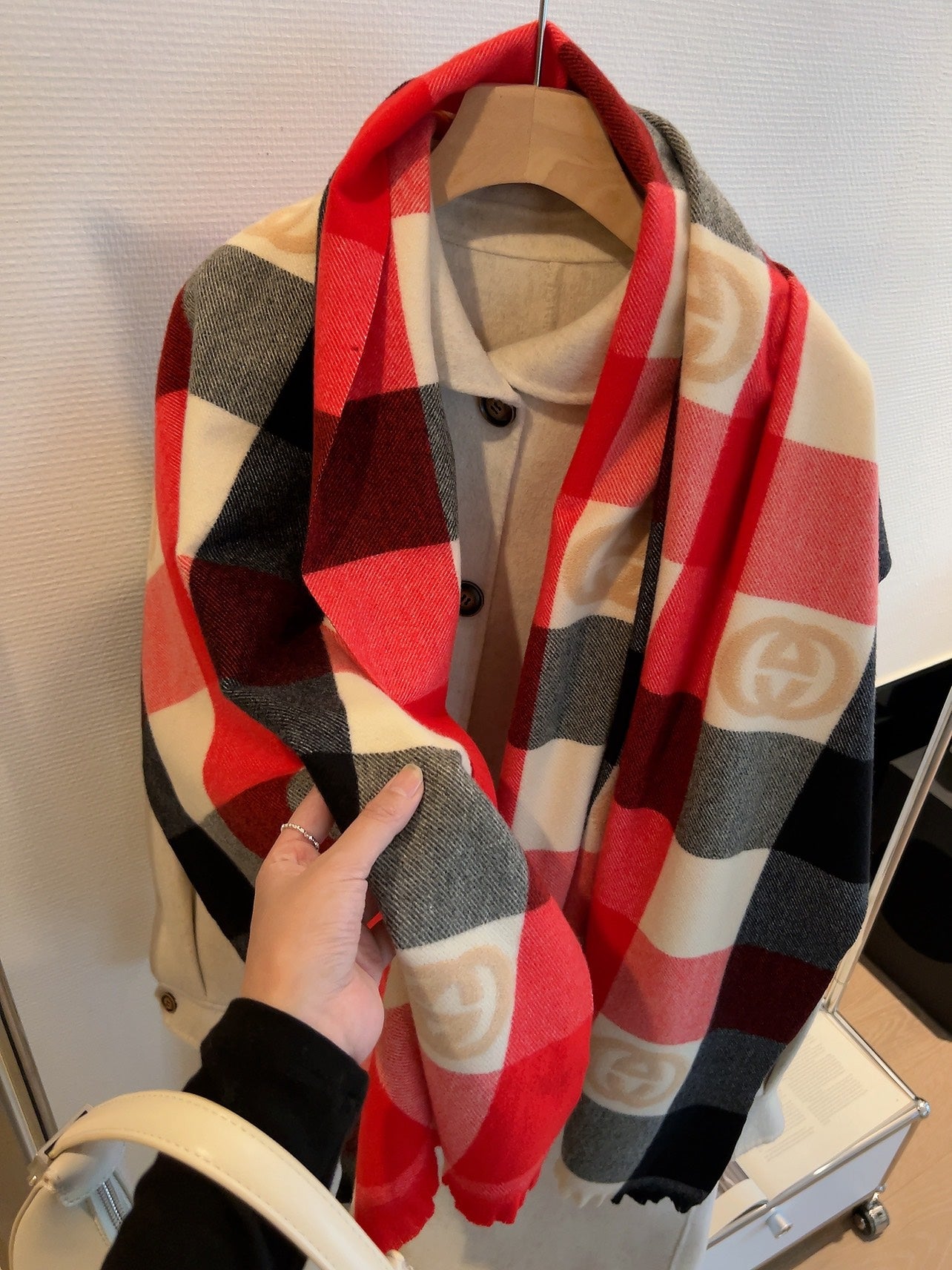 New goddess trend versatile autumn and winter cashmere wool scarf scarf scarf with box