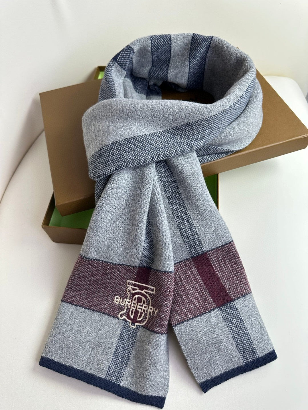 New men's plaid thickened warm high-end scarf with box