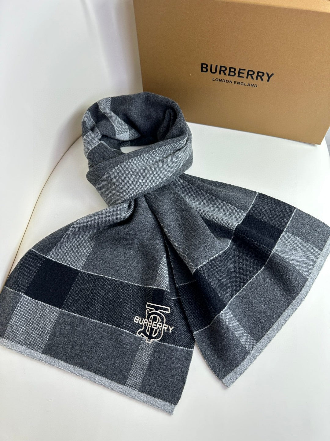 New men's plaid thickened warm high-end scarf with box