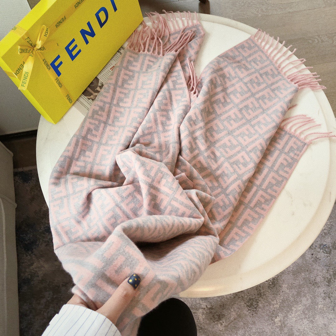 New Classic Versatile Double sided Old Flower Double F Letter Autumn and Winter Men's and Women's Shawl Men's and Women's Scarf with Box