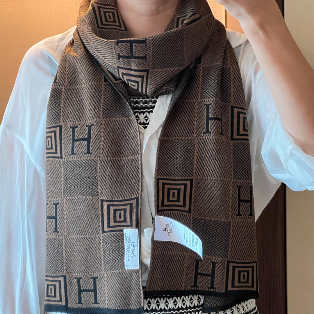 New wool cashmere scarf H family carriage men's and women's versatile shawl embroidered printed warm scarf  with Box
