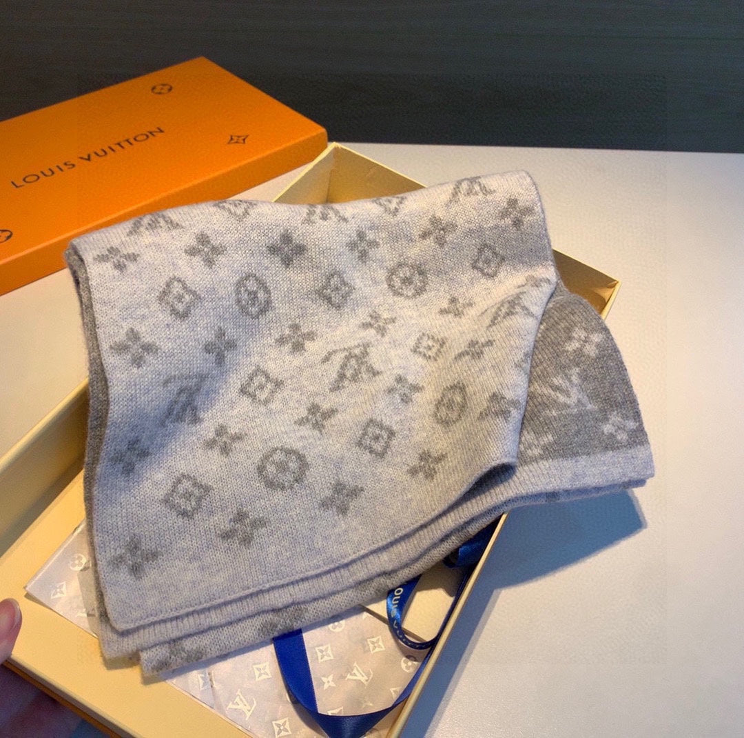 New men's vintage classic V home European and American style wool scarf with Box