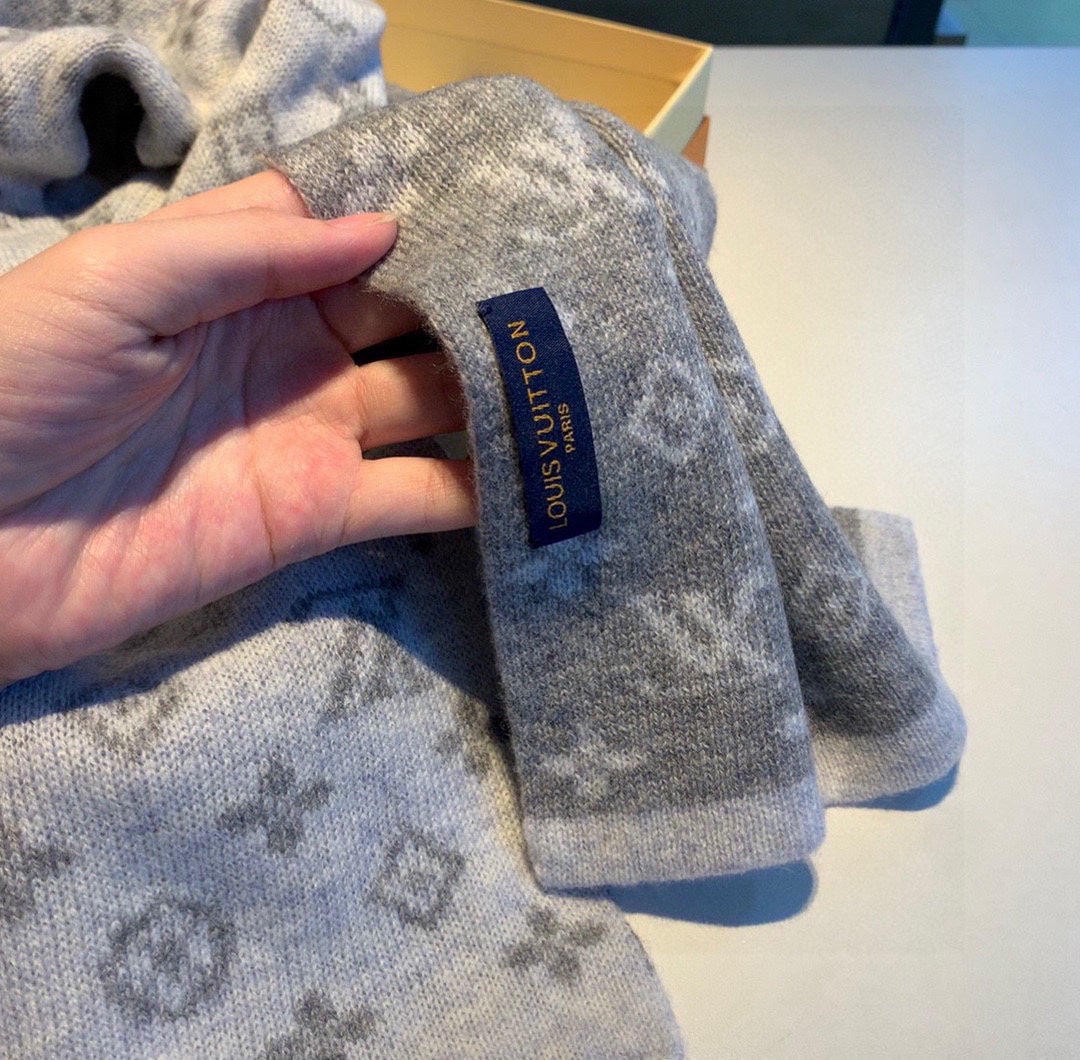 New men's vintage classic V home European and American style wool scarf with Box