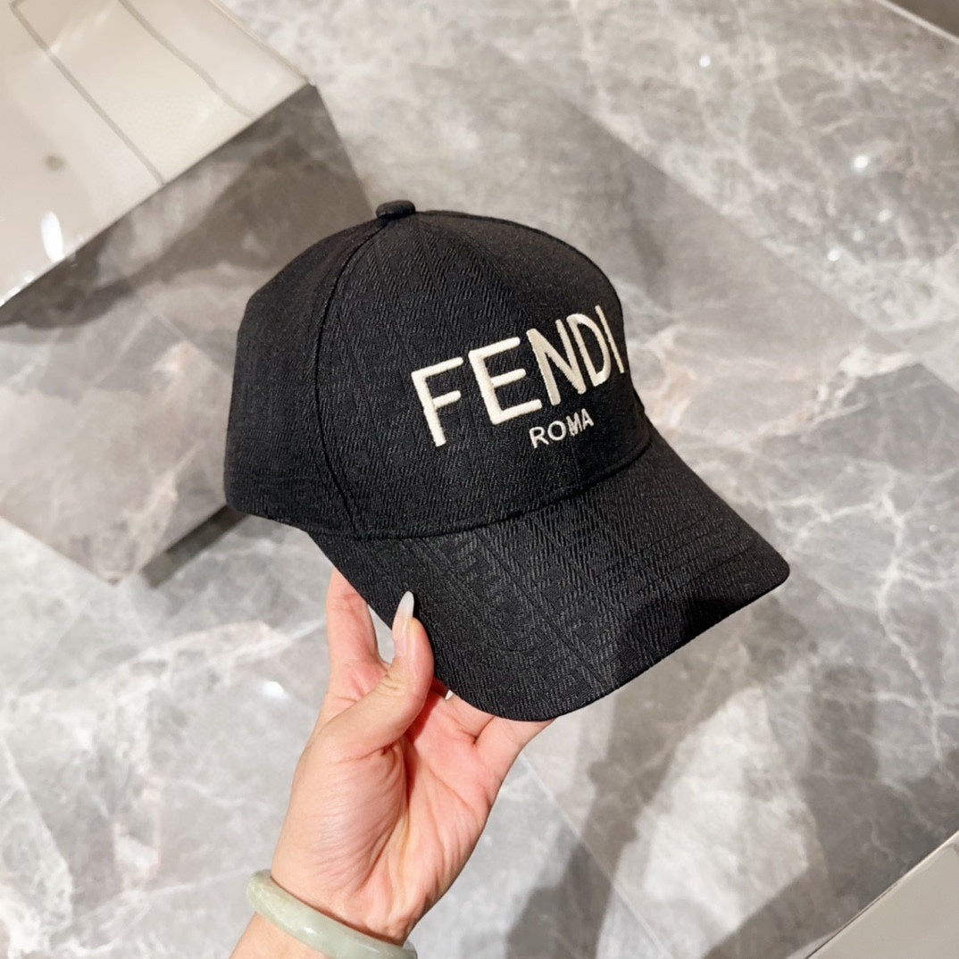 New high-quality baseball cap for both men and women, with a wide brim that accentuates the face and exudes a stylish and stylish sun shading duckbill hat
