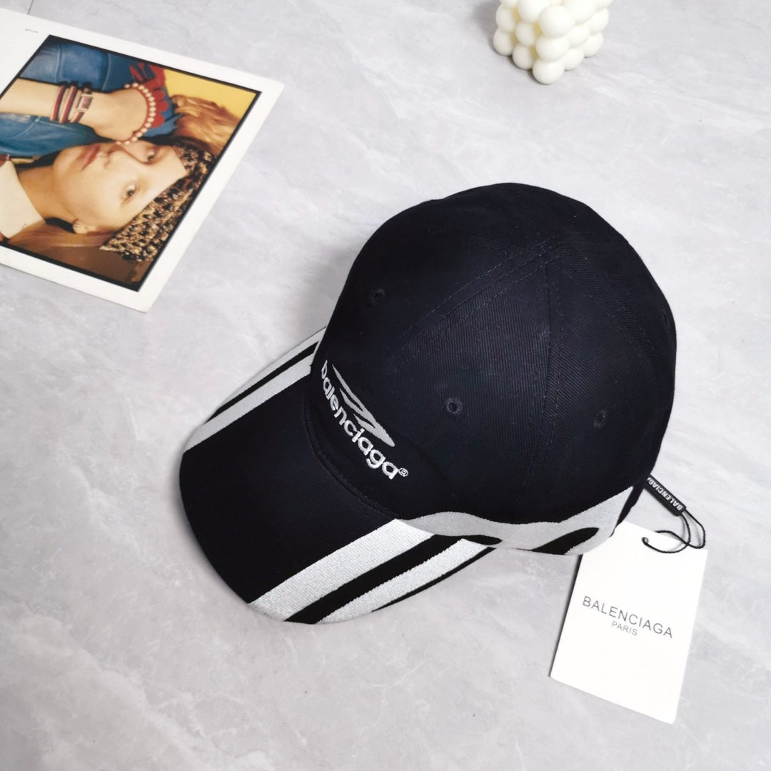 B's new trendy and fashionable 3B hat with logo, baseball cap, men's and women's sun shading and sun protection sports duckbill cap