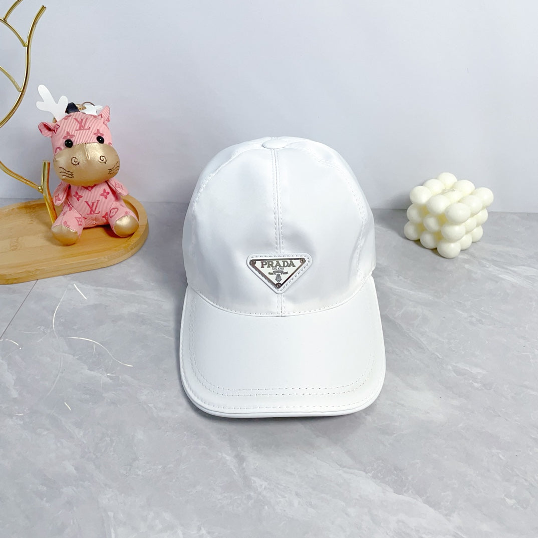 New Fashionable Premium P Home European Edition Men's and Women's Baseball Hats