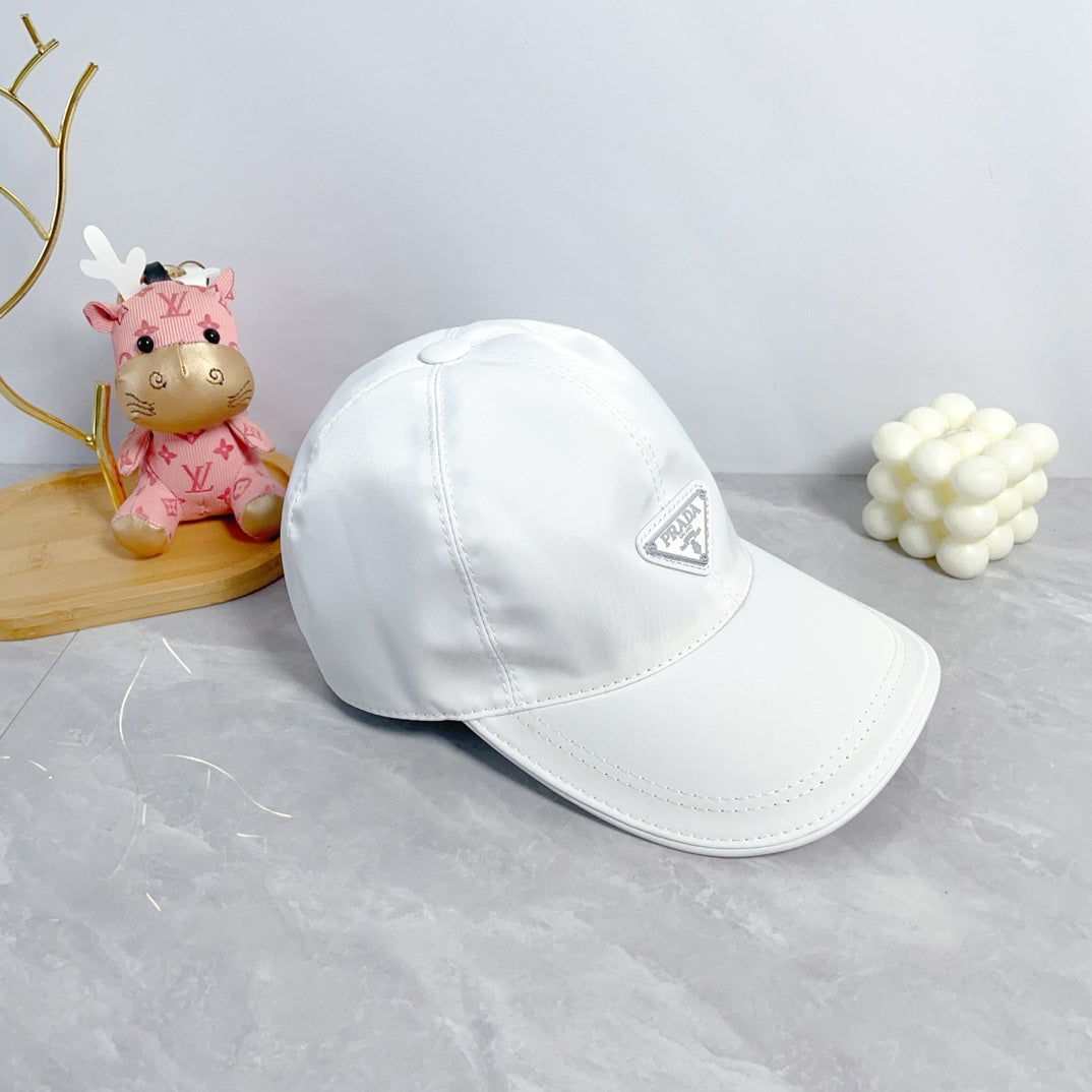 New Fashionable Premium P Home European Edition Men's and Women's Baseball Hats