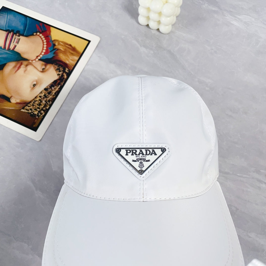 New Fashionable Premium P Home European Edition Men's and Women's Baseball Hats