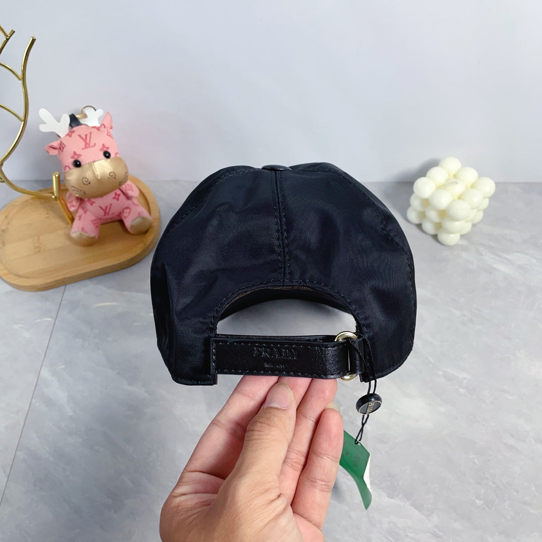 New Fashionable Premium P Home European Edition Men's and Women's Baseball Hats