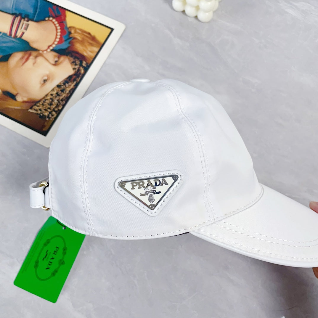 New Fashionable Premium P Home European Edition Men's and Women's Baseball Hats