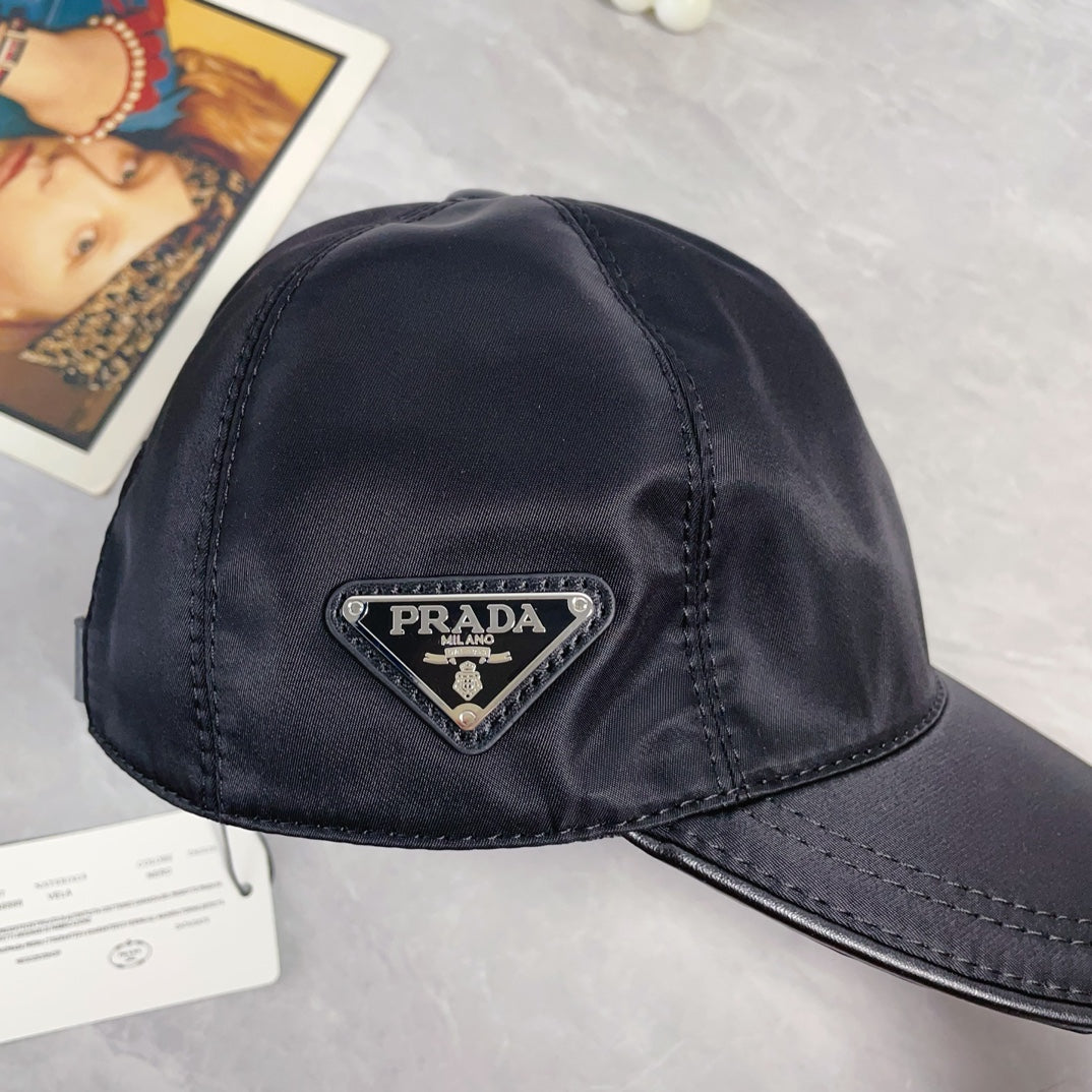 New Fashionable Premium P Home European Edition Men's and Women's Baseball Hats