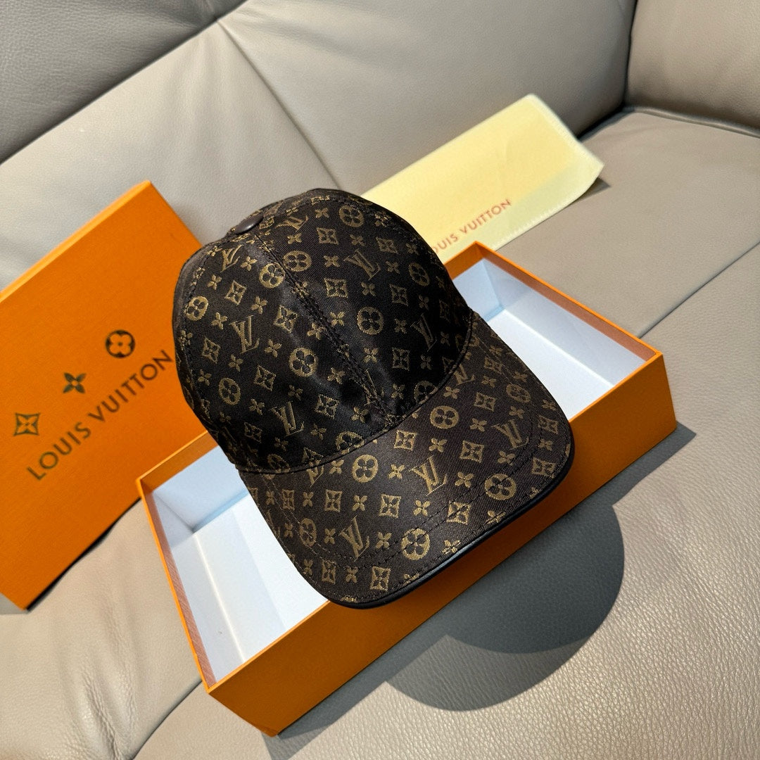 New Trendy Luxury V-Home Flower Pattern Hat, Baseball Hat, Men's and Women's Baseball Hat