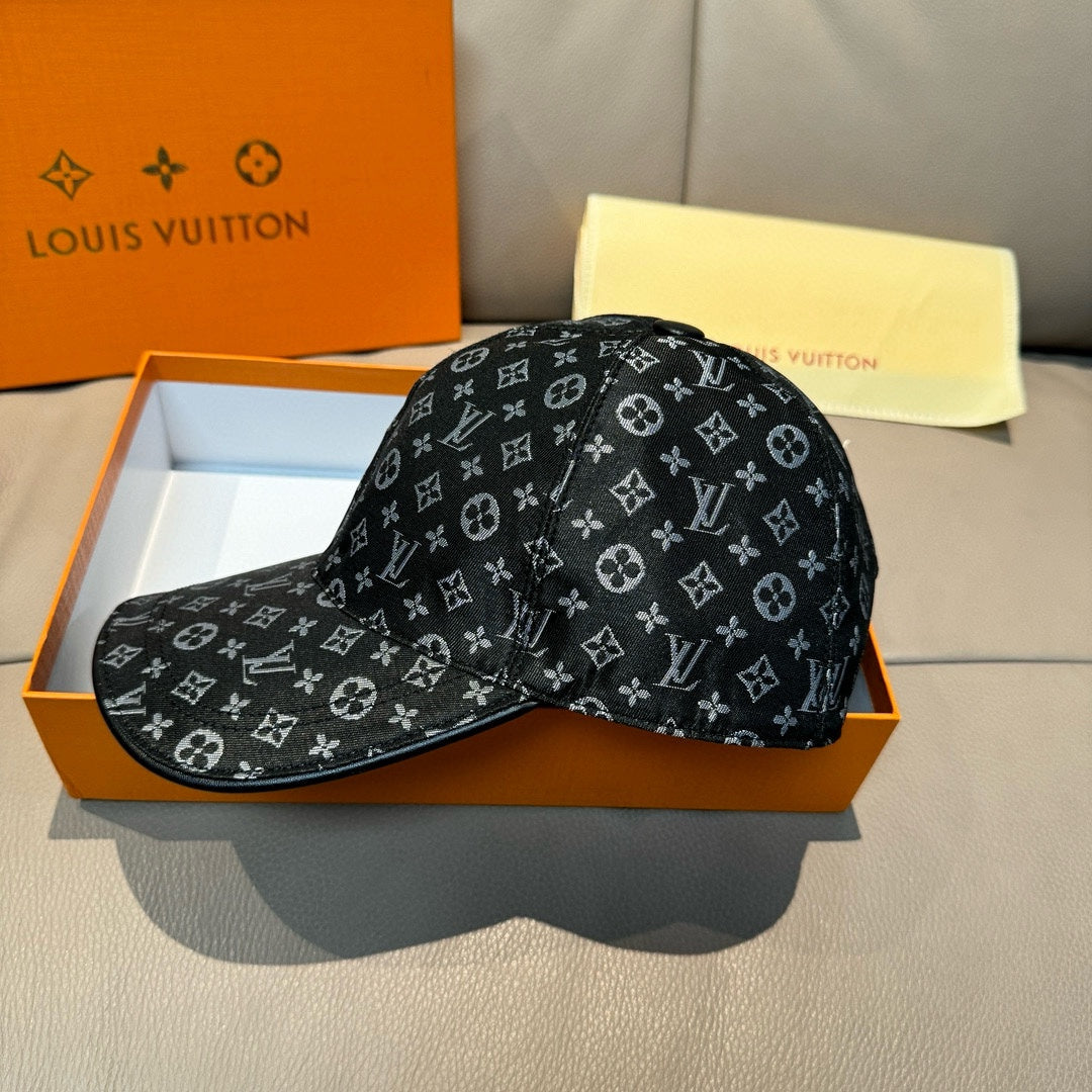 New Trendy Luxury V-Home Flower Pattern Hat, Baseball Hat, Men's and Women's Baseball Hat