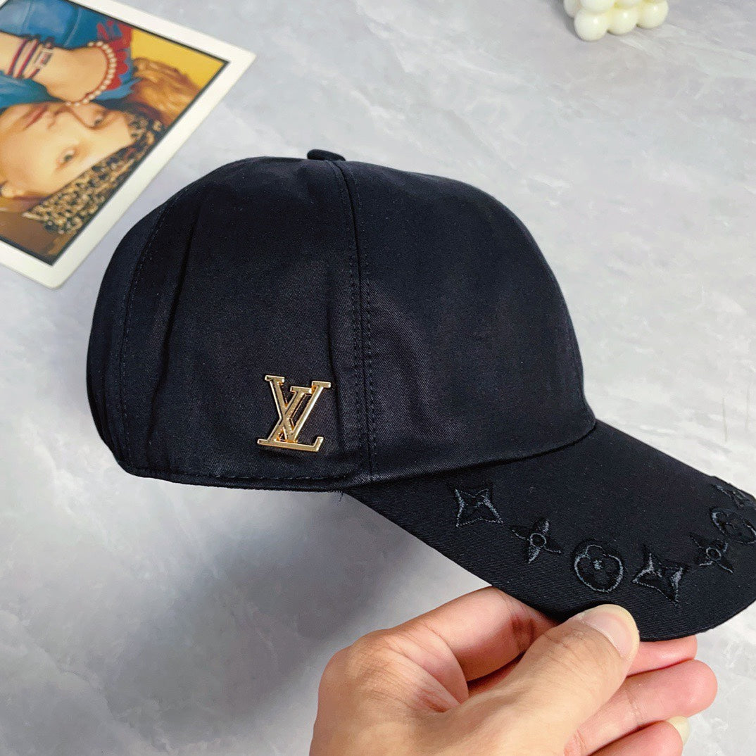 New Fashionable Retro V-Home Embroidered Men's and Women's Baseball Hats