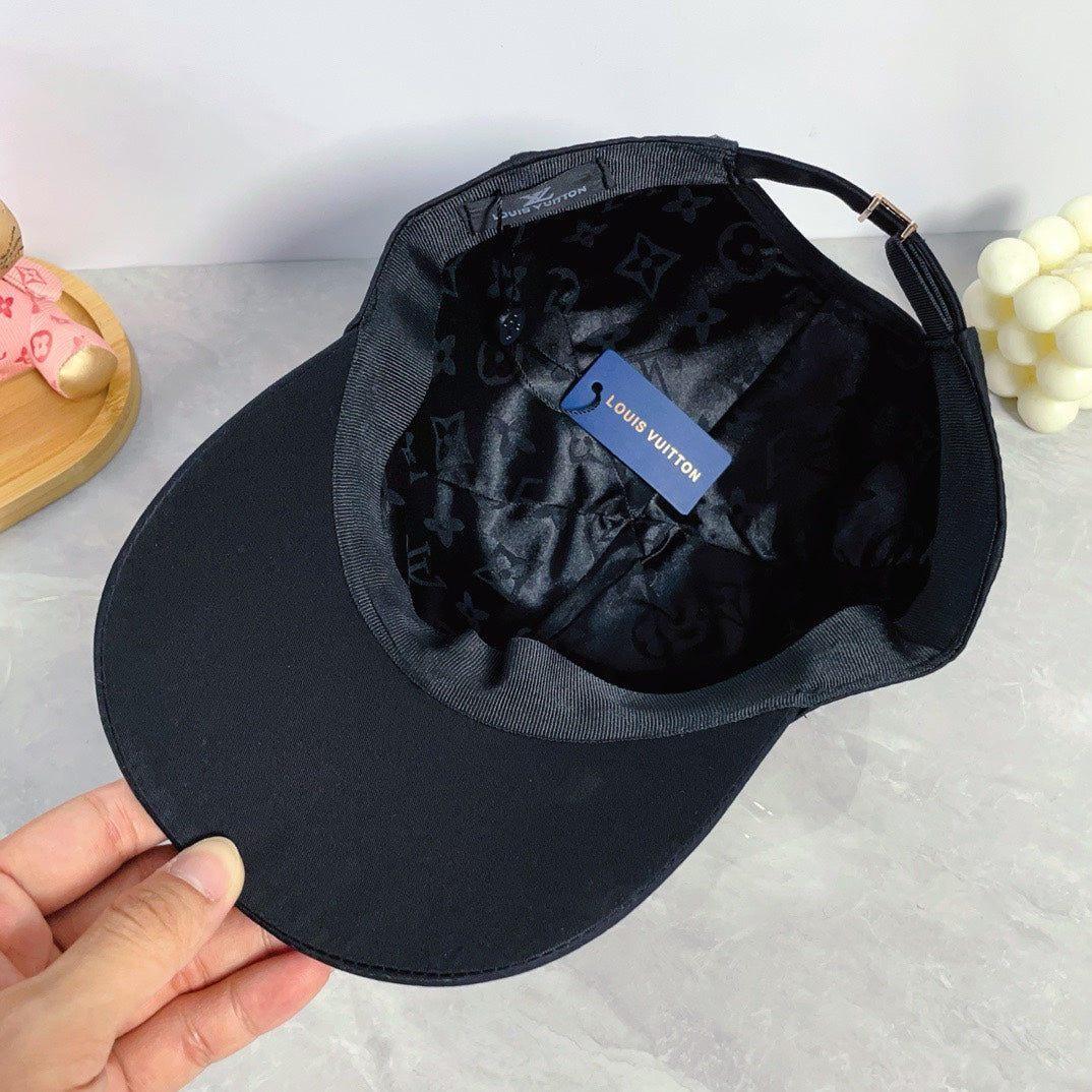 New Fashionable Retro V-Home Embroidered Men's and Women's Baseball Hats