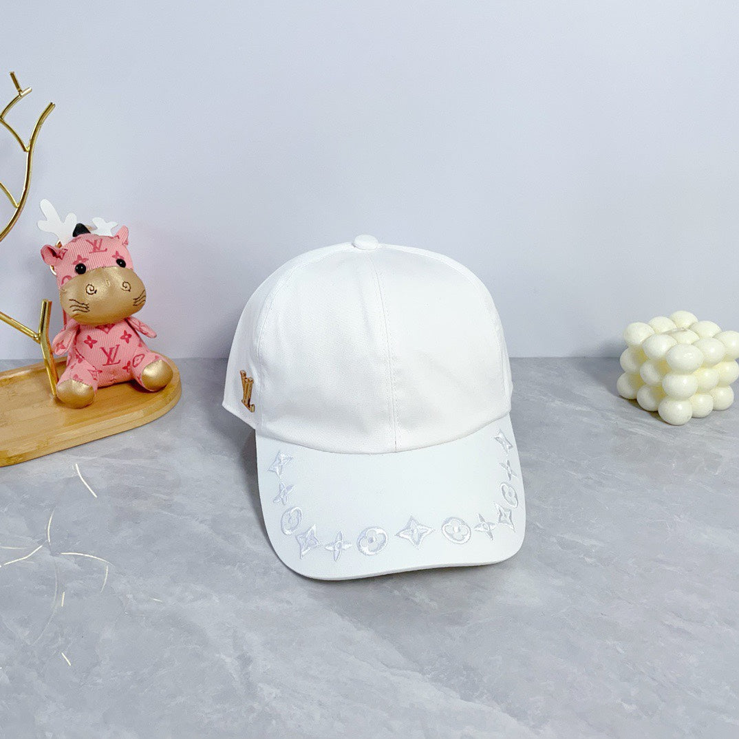 New Fashionable Retro V-Home Embroidered Men's and Women's Baseball Hats
