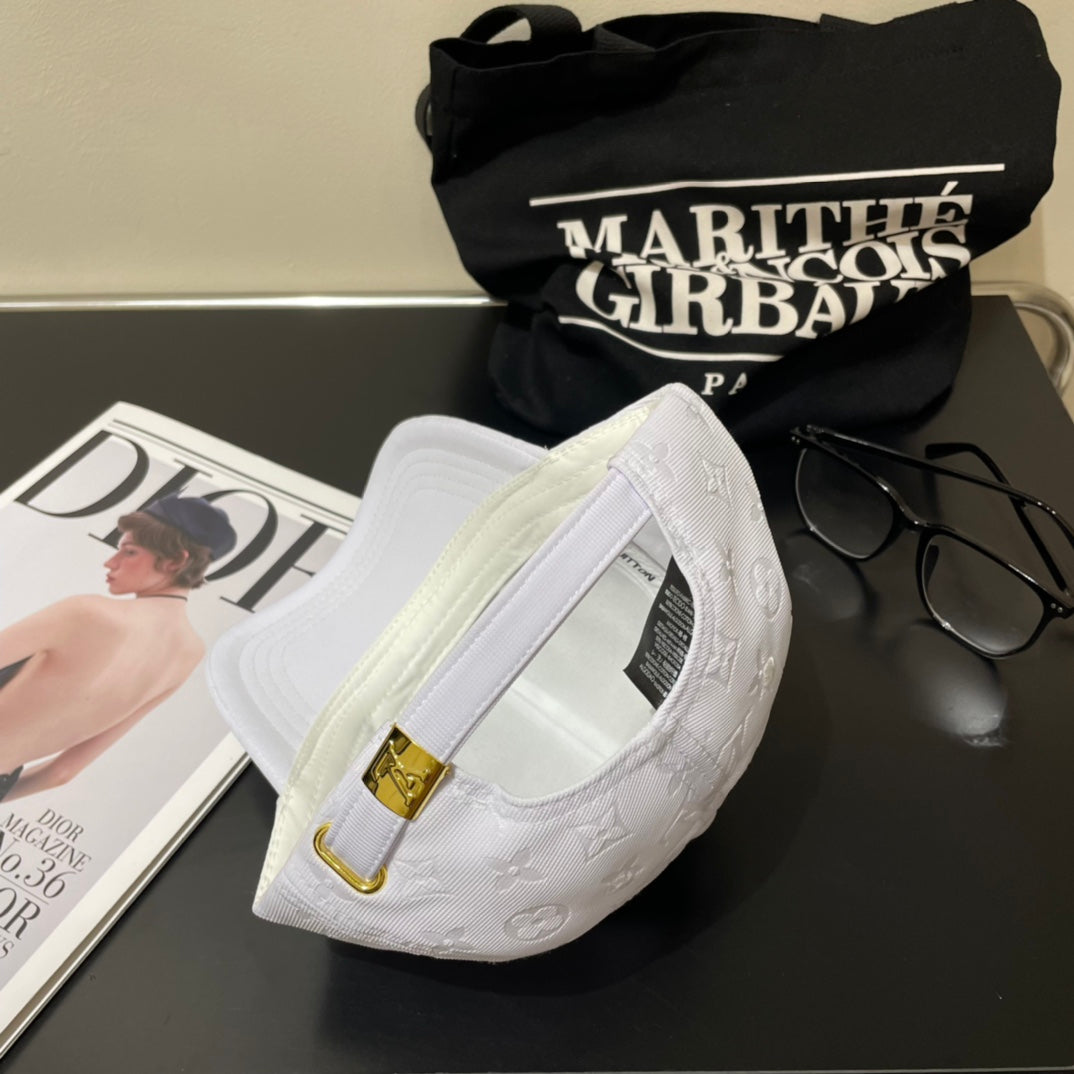 New Light Luxury Old Flower Pattern Hat Baseball Hat Men and Women Black Duck Tongue Hat Outdoor