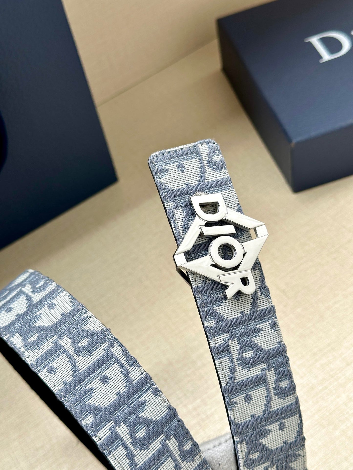 2024 FW new men's gold buckle hollow letter jacquard logo fashionable versatile belt waist belt